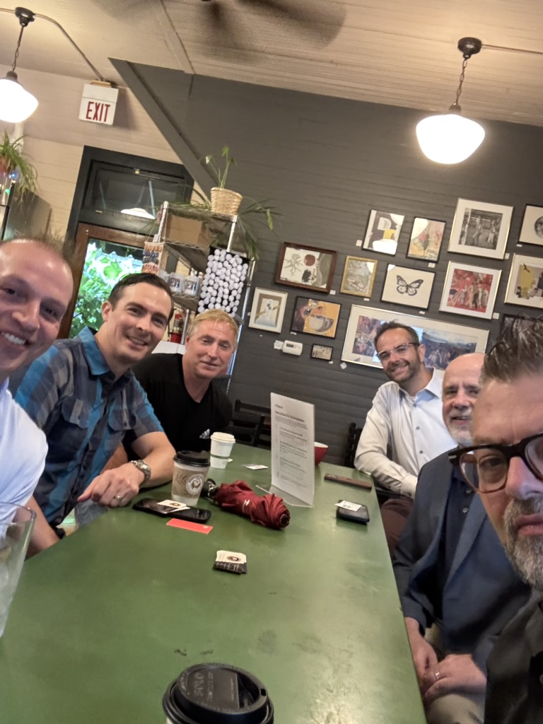 3053626E BDBA 4C56 8B36 0BBBF8138F25 1 105 c