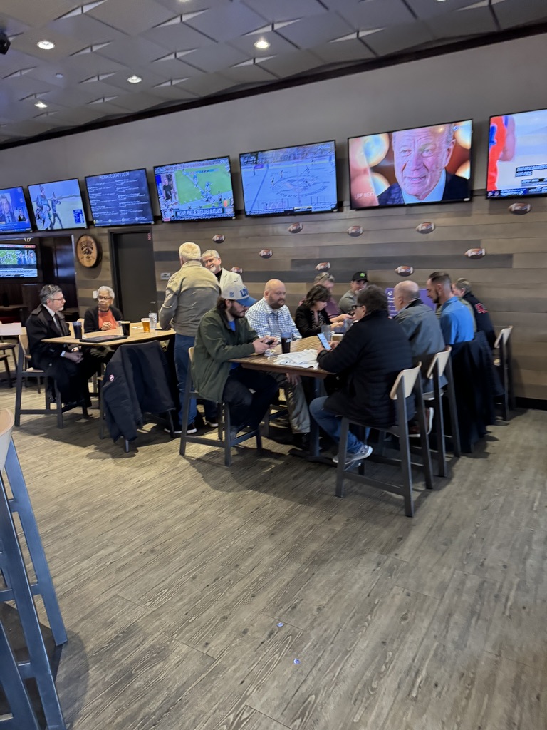 E8118DD3 BE19 435E 8352 0AF70B485178 1 105 c